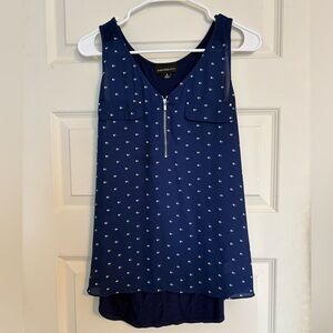 Fortune + Ivy Navy Quarter Zip-Front Sleeveless Print Blouse